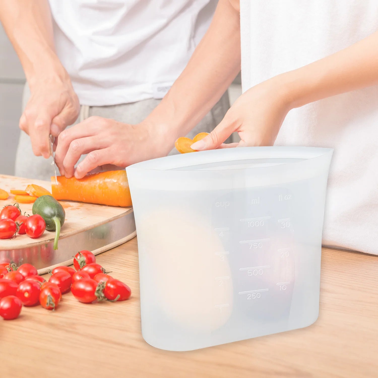 Plastic BPA Free Reusable 100% Silicone Food Storage Sandwich Snack Zipper Bags Stand up Ziplock Container for Soup and Lefto