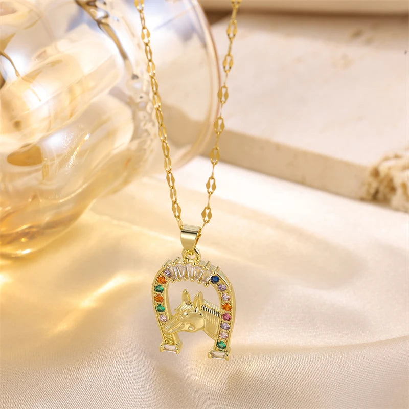 Vintage Jewelry Stainless Steel Luxury Steel  Necklace Gold 18K for Women Horseshoe Necklace