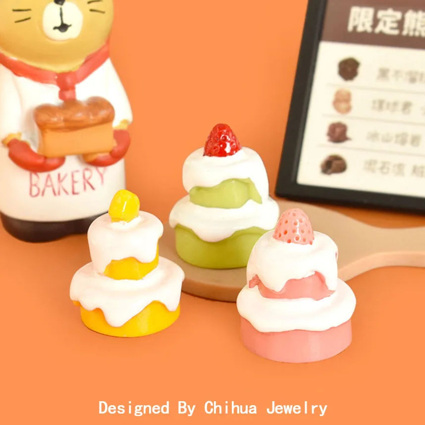 Miniature Strawberry Color Cream Cake Resin Charms for Doll House Miniature Food Cream Glue Decoration Keychain Pendant