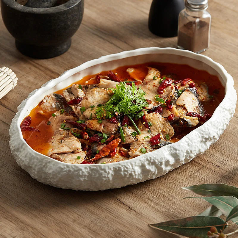 Novelty Oval White Ceramic Dinner Plate Rock Rim Deep Fish Dishes for Restaurant