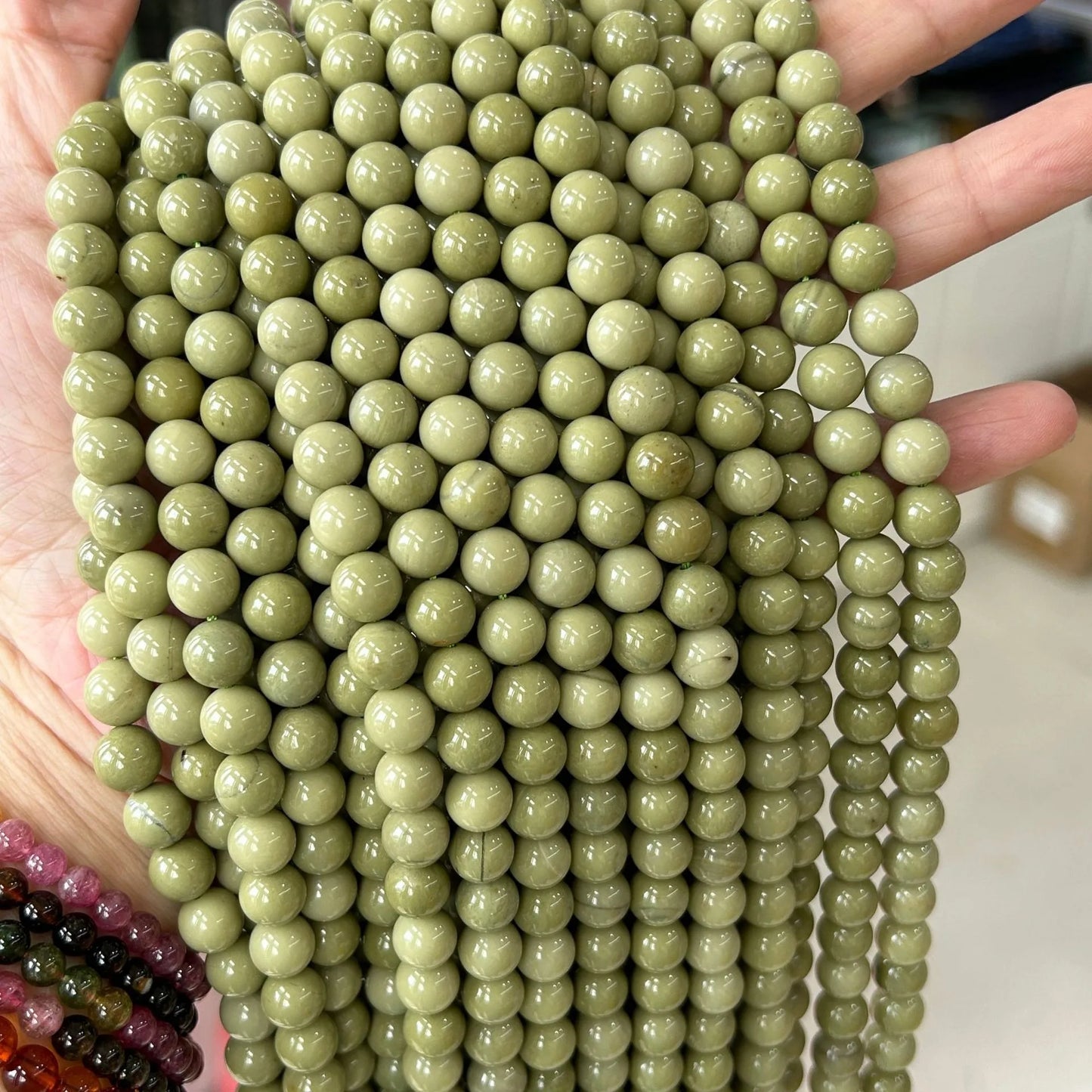 Natural Green Alashan Agate Beads Avocado Jasper Smooth Round Beads for Jewelry Making 4mm 6mm 8mm 10mm