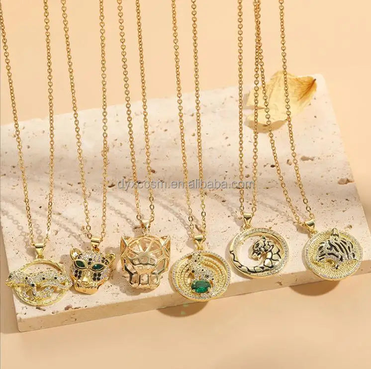 Trendy 18K Gold Plated Pendant Necklace Collar Bone Jewelry Zircons Animal Design for Women Fine Jewelry Sweater Chain