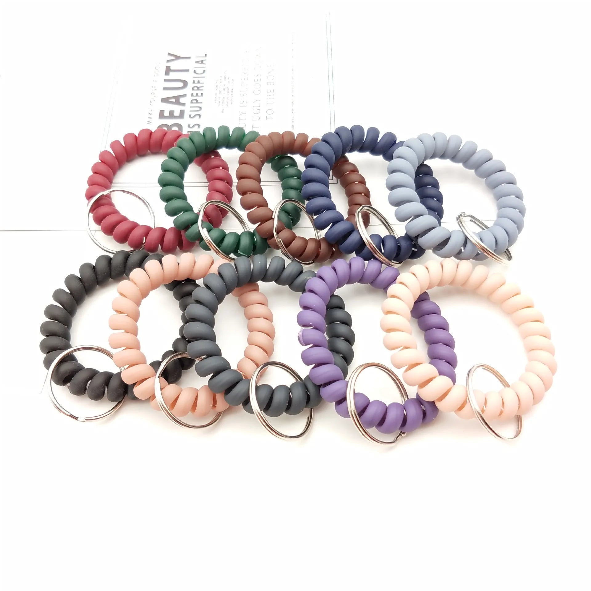 Fashion Colourful Stretchable Wristband Keychain Personality Spring Flexible Spiral Wrist Coil Wrist Band Bracelet Key Ring