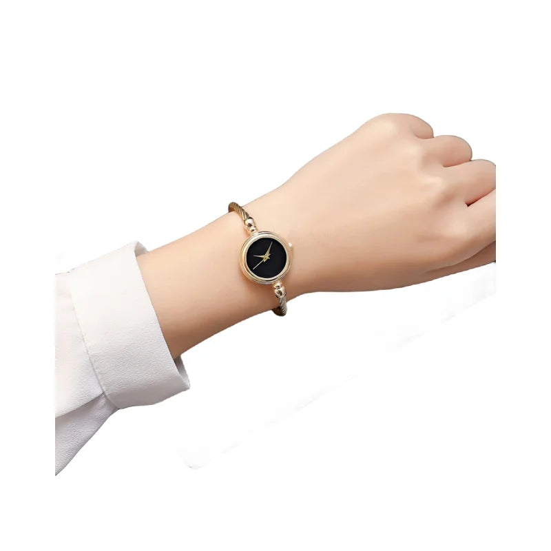 New Women's Alloy Steel Wire Bracelet Watch Fresh Student Casual Fashion Watch for Women