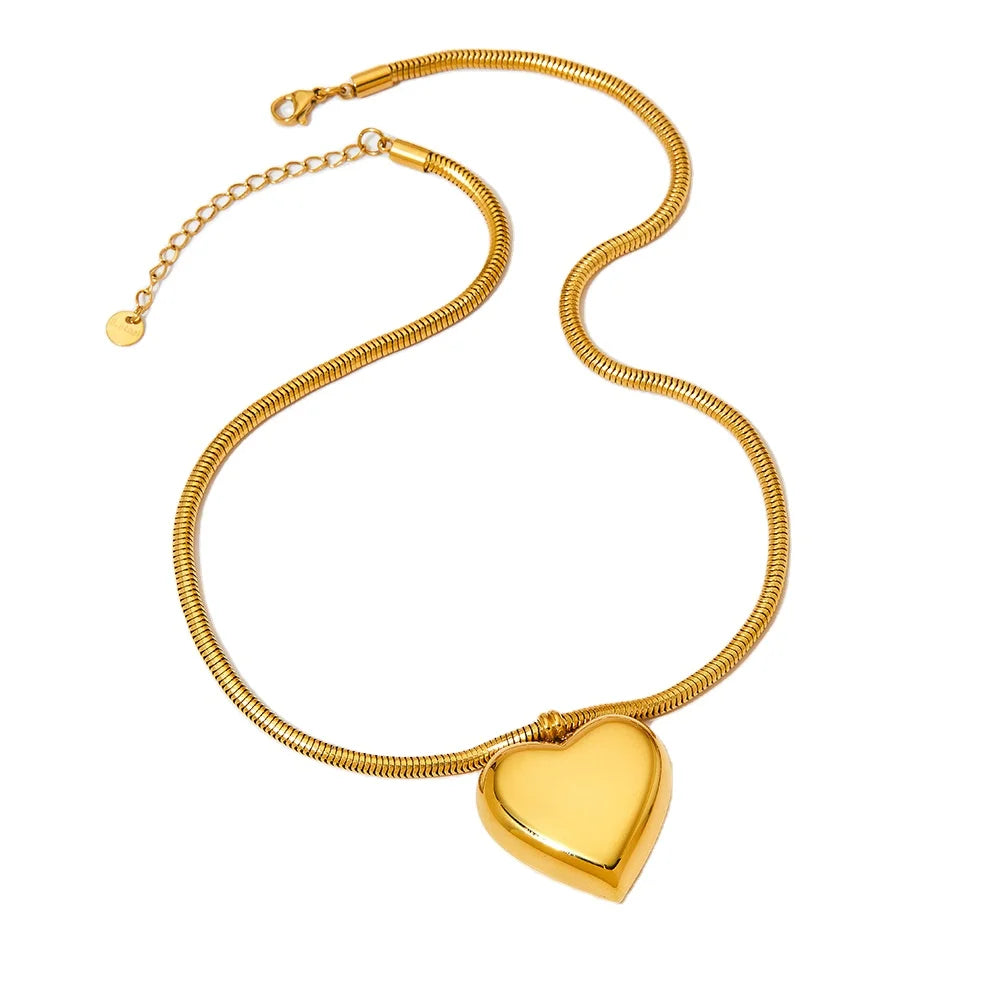 Best Selling Gold Plated Stainless Steel Heart Star Ball Pendant Necklace Titanium Steel Snake Chain Ball Necklace