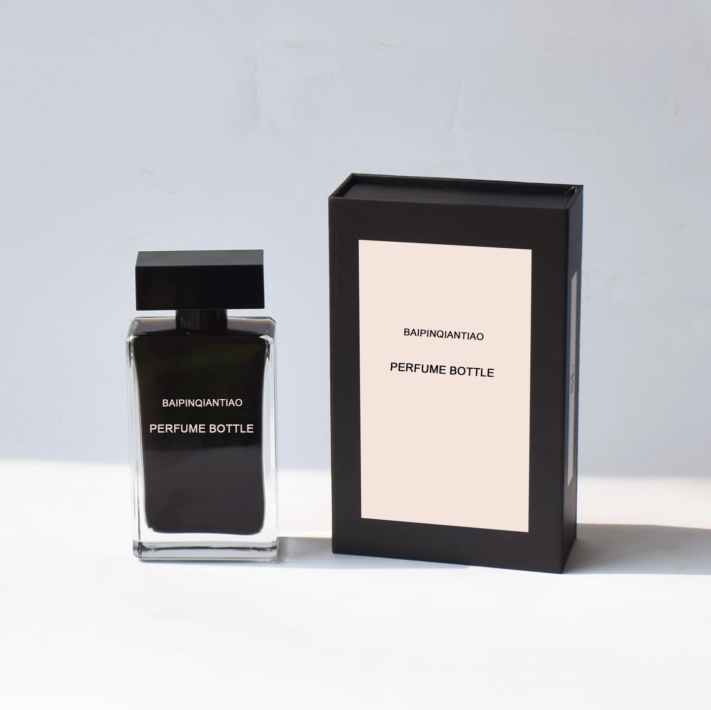 Wholesale Luxury Premium Cosmetics Square Glass Perfume Spray Bottle 50ml 100ml Pump Sprayer Custom Gift Box Paper Bag