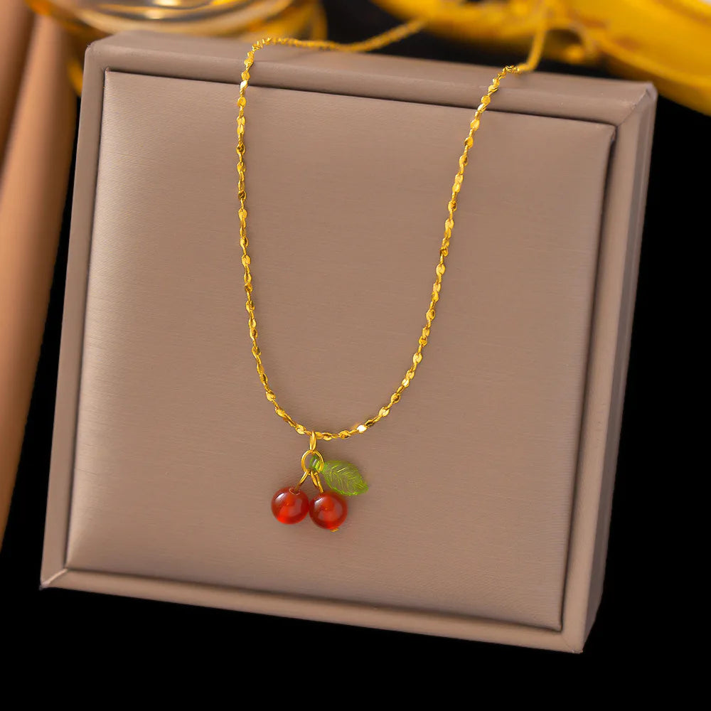 Wholesale Small Cherry Necklace Red Pomegranate White Delicate Niche Design Advanced Necklace