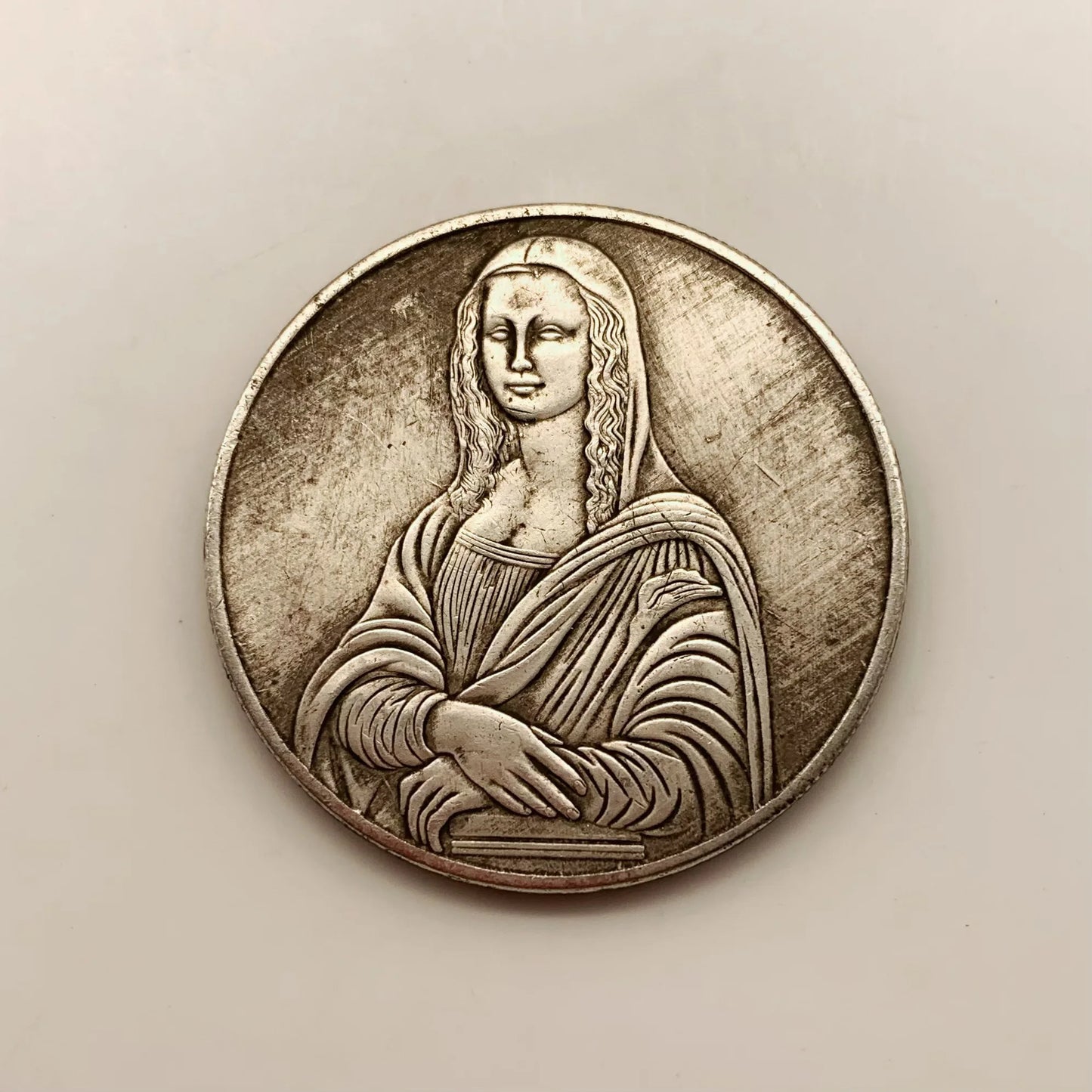 Antique Handicraft Italy Mona Lisa Brass Antique Silver Plated Old Silver Souvenir Coin
