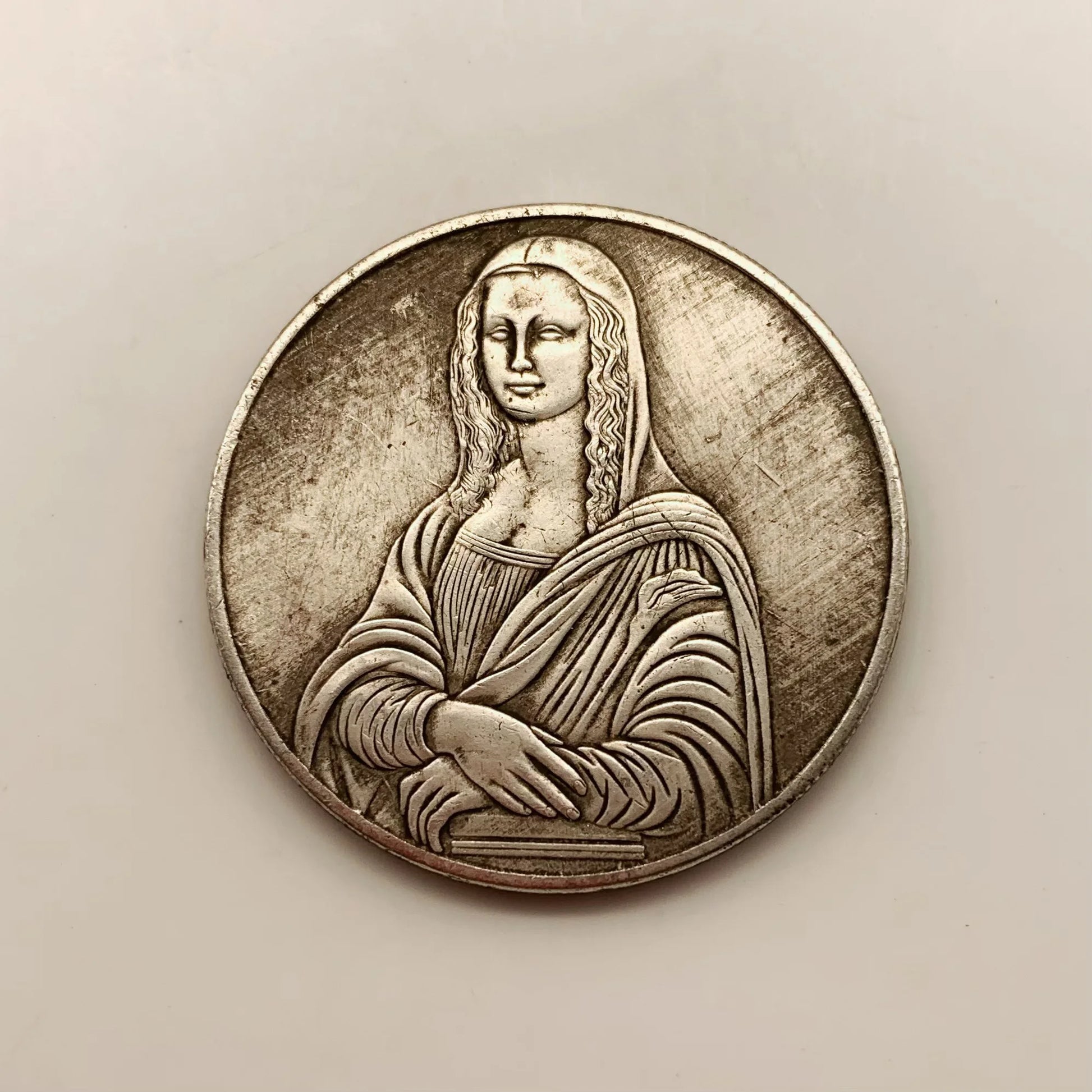 Antique Handicraft Italy Mona Lisa Brass Antique Silver Plated Old Silver Souvenir Coin