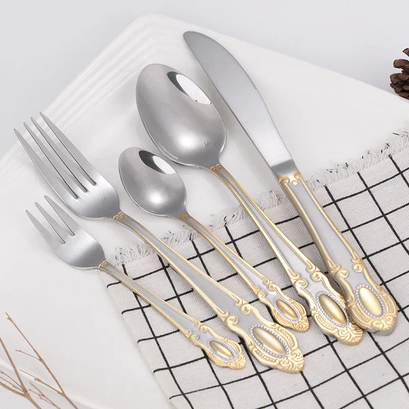 Luxury Royal Style Gold Silver Cutlery Set Vintage Embossed Handle Stainless Steel Flatware Set 5pcs Silverware for Wedding