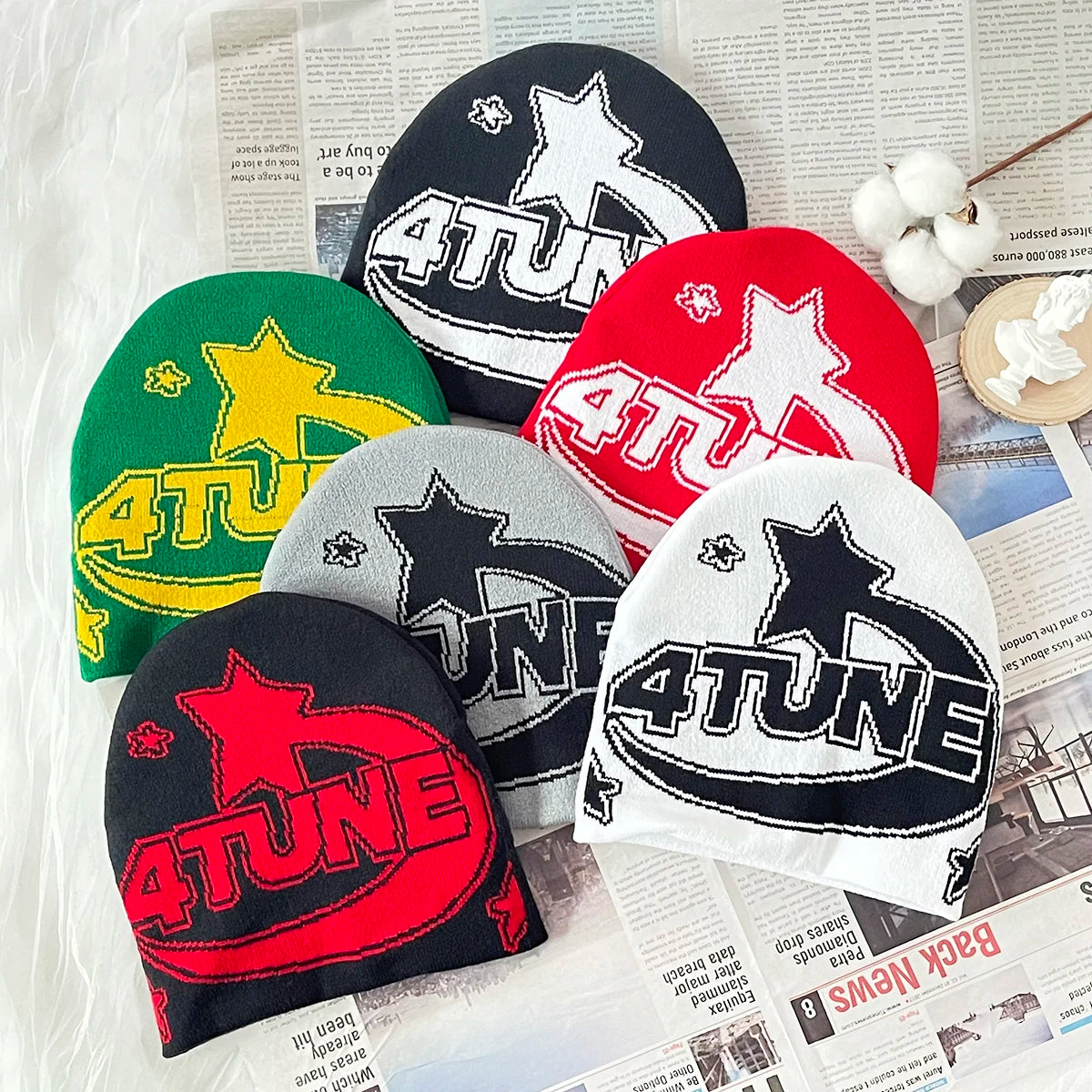 Custom Oem Logo Unisex Acrylic Jacquard  All Over Logo Winter Cap Pullover Protection Warm Hat Skull Knitted Sports Ski Beani