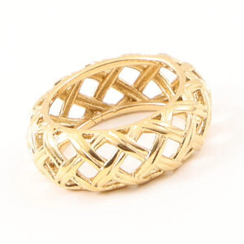 18k Gold Plated Stainless Steel Women Light Luxury Baroque Style Mesh Cambered Surface Braided Ring