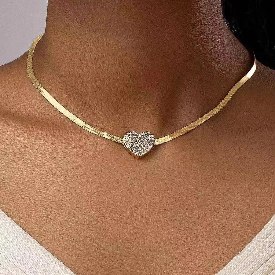 INS Hot Selling Gold Plated Pearl Heart Crystal Choker Necklace for Women