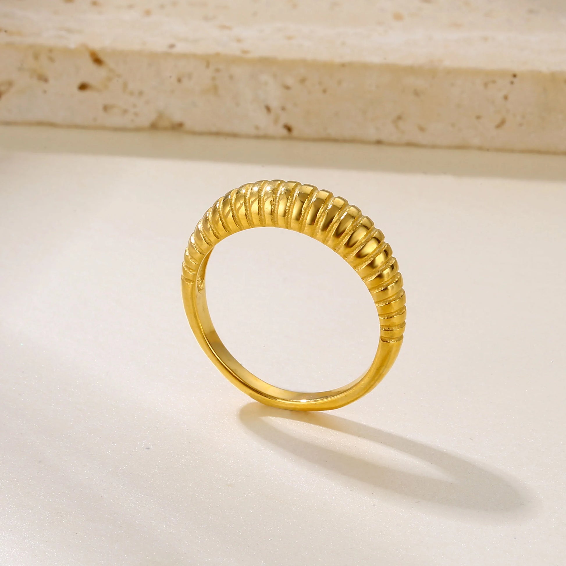 Hot Selling Drop Ship Vintage Croissant Ring 18k Gold Plated Stainless Steel Rings Women Textured Croissant Ring