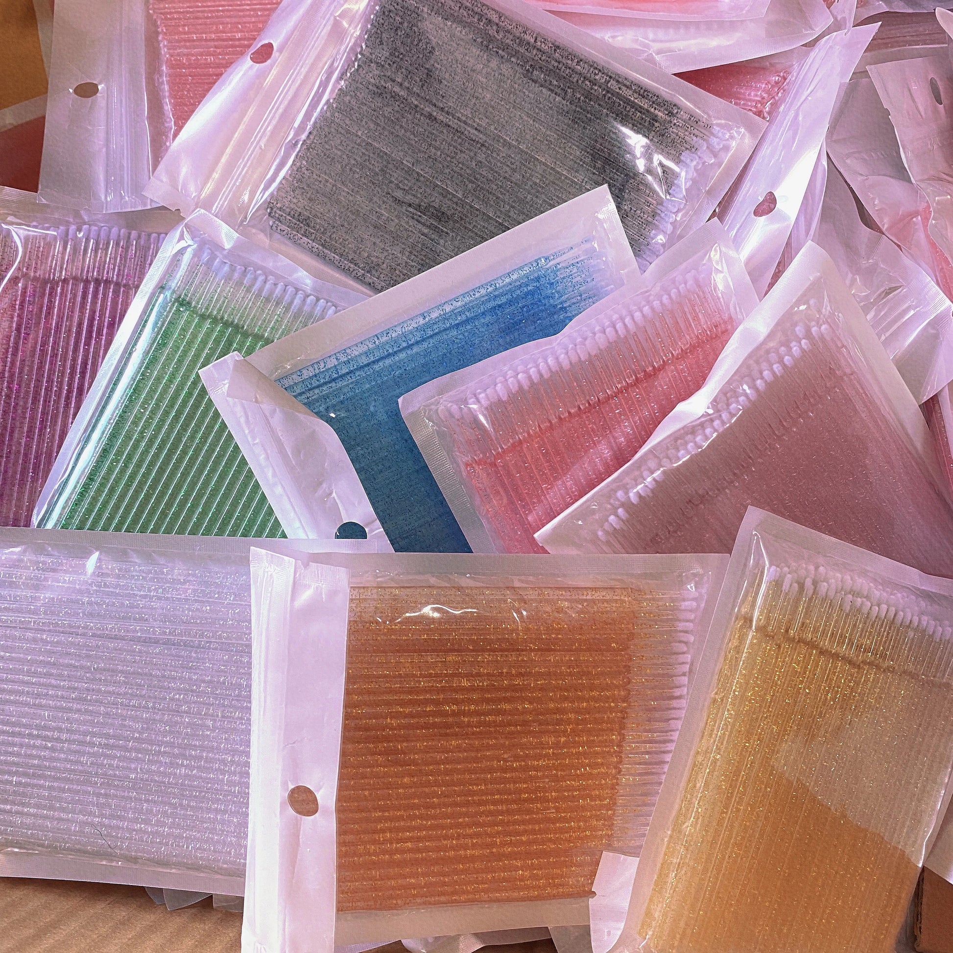 100pcs Disposable Stick Micro Brush Microfiber Wands Glitter Micro Applicator Brushes for Eyelash Extensions