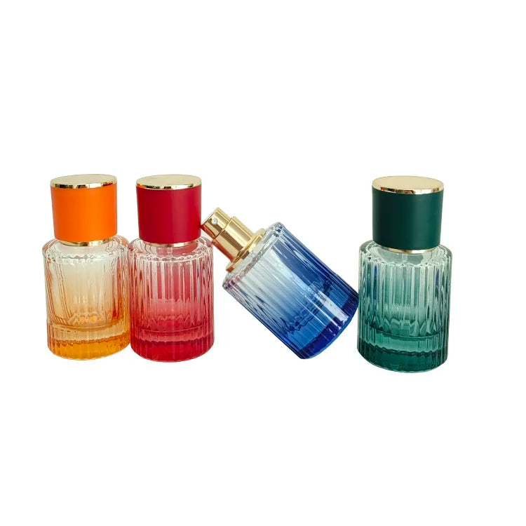 Custom Outer Spray Colored 30Ml Flat Square Round Shoulder Glass Perfume Bottles with Lids