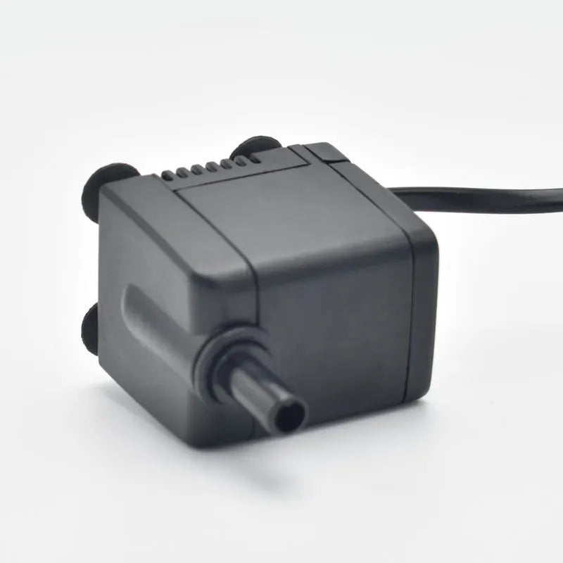 7W Small Plastic Submersible Water Pump for Fish Tank & Fountain Eco-Friendly 110V/220V Compatible OEM 0.9M H-max 500L/H Outp