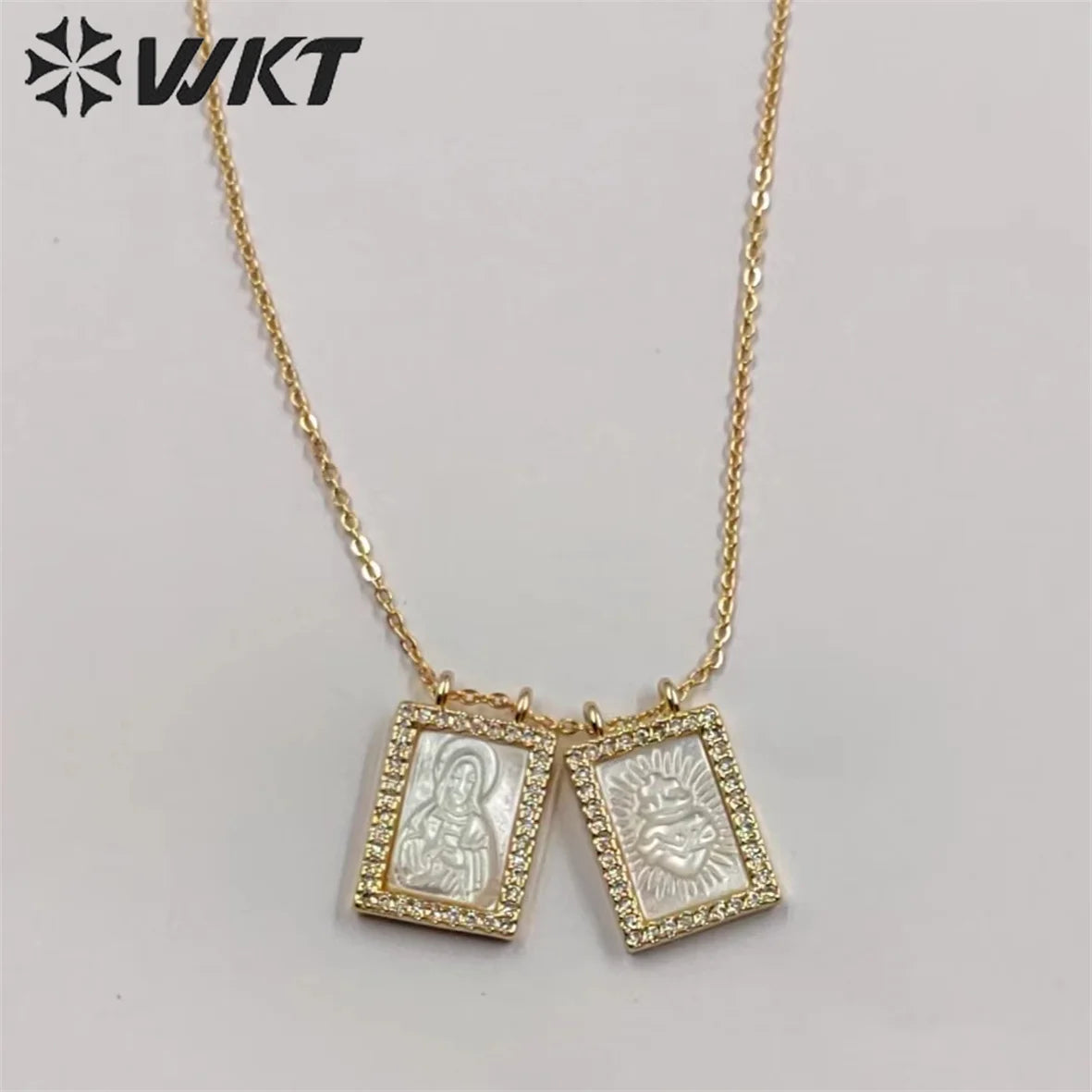 WT-JN220 Super Hot Fashion Double Charms Micropaved CZ Setting Mother of Pearl Shell Necklace 18k Gold Religion Maria Necklac