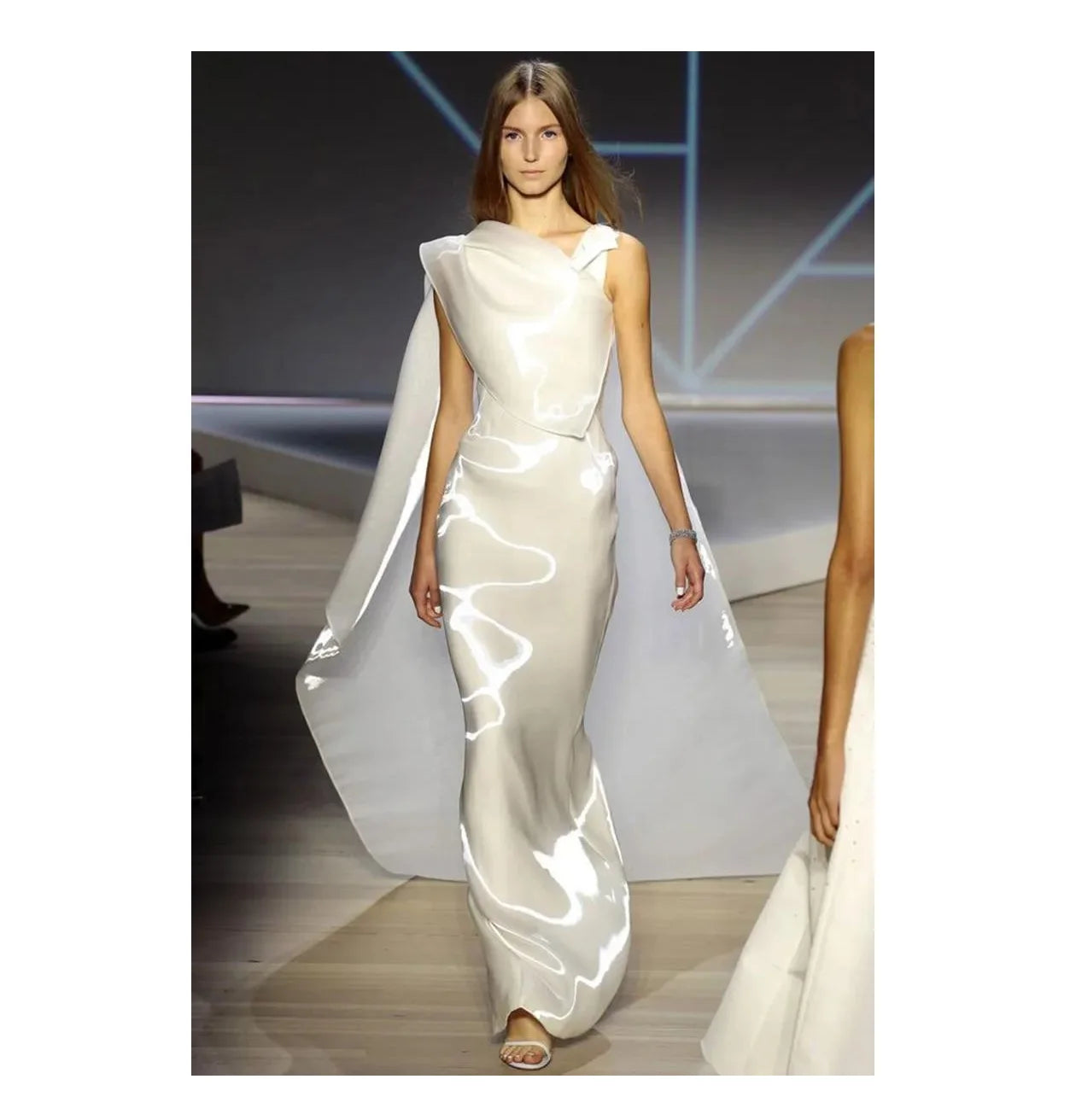 Crystal Silk Satin Fabric for Fashion Apparel Liquid Metallic Luster Satin Fabric Water Shine ultra Gloss Liquid Satin Fabric