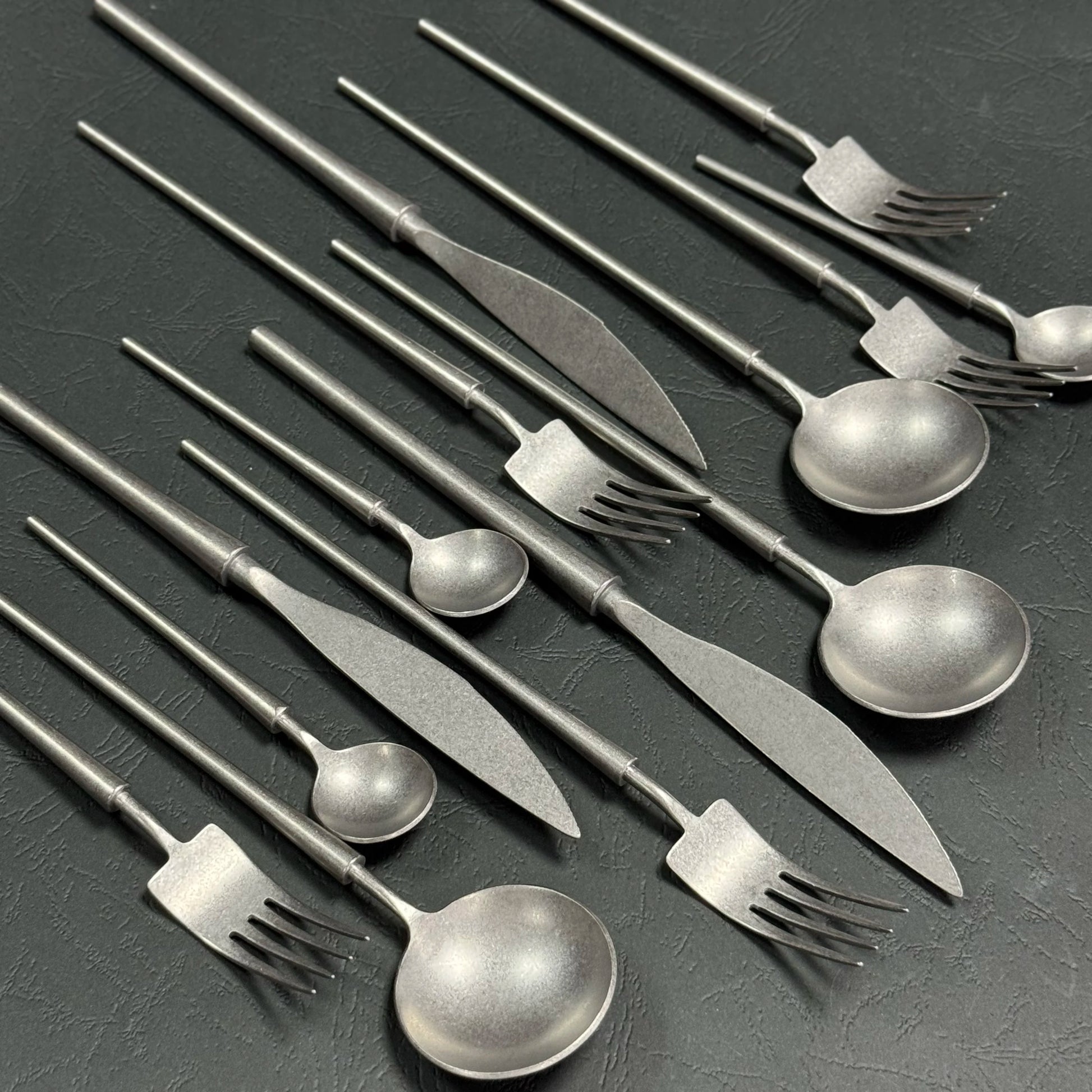 Vintage German Stainless Steel 18-10 Flatware Set Spoon Fork Knife Utensils for Wedding Restaurants Cutlery De Cuisine
