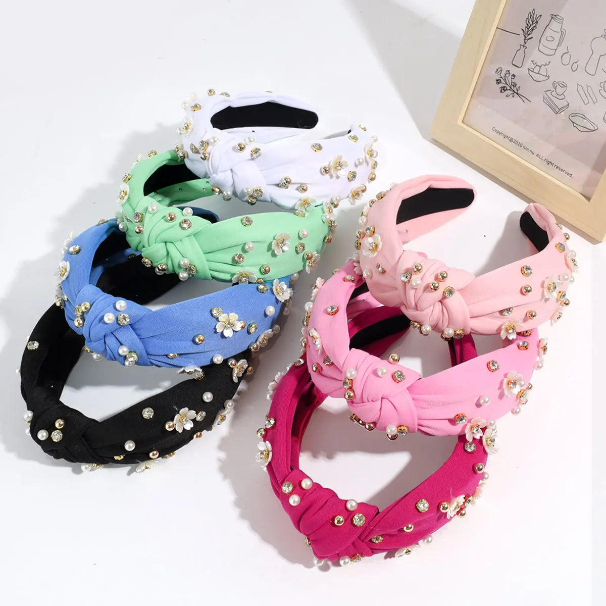Luxury Hair Hoops Women's Vintage Fabric Knot Headband with Pearl Baroque Rhinestone Headbands Wide Edge Pressed Hair Ornamen