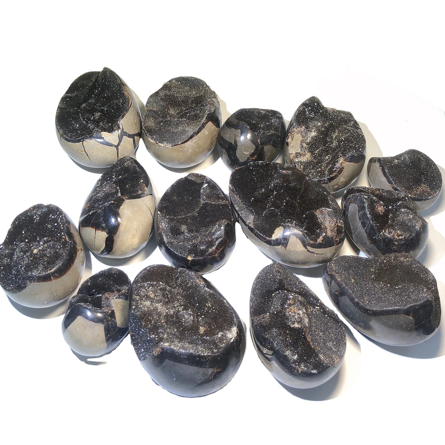 Wholesale Cheap Natural Dragon Septarian Crystal Egg Geode Ornament