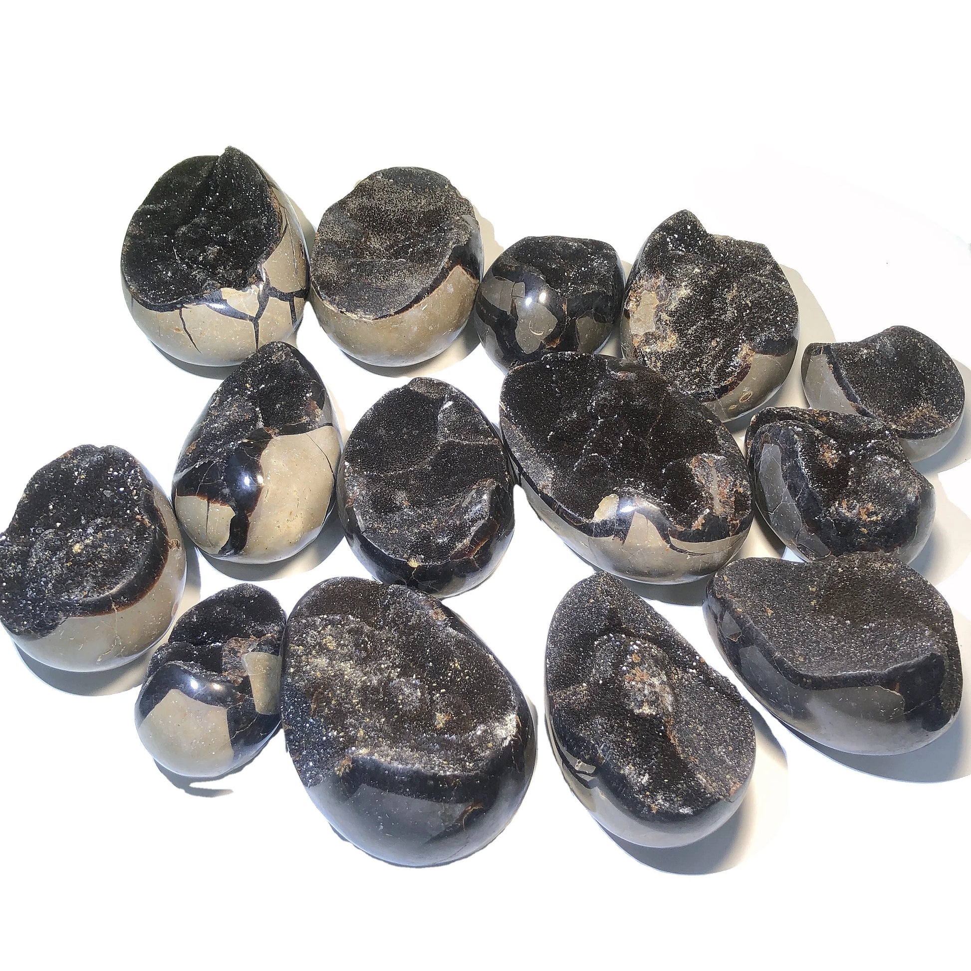 Wholesale Cheap Natural Dragon Septarian Crystal Egg Geode Ornament