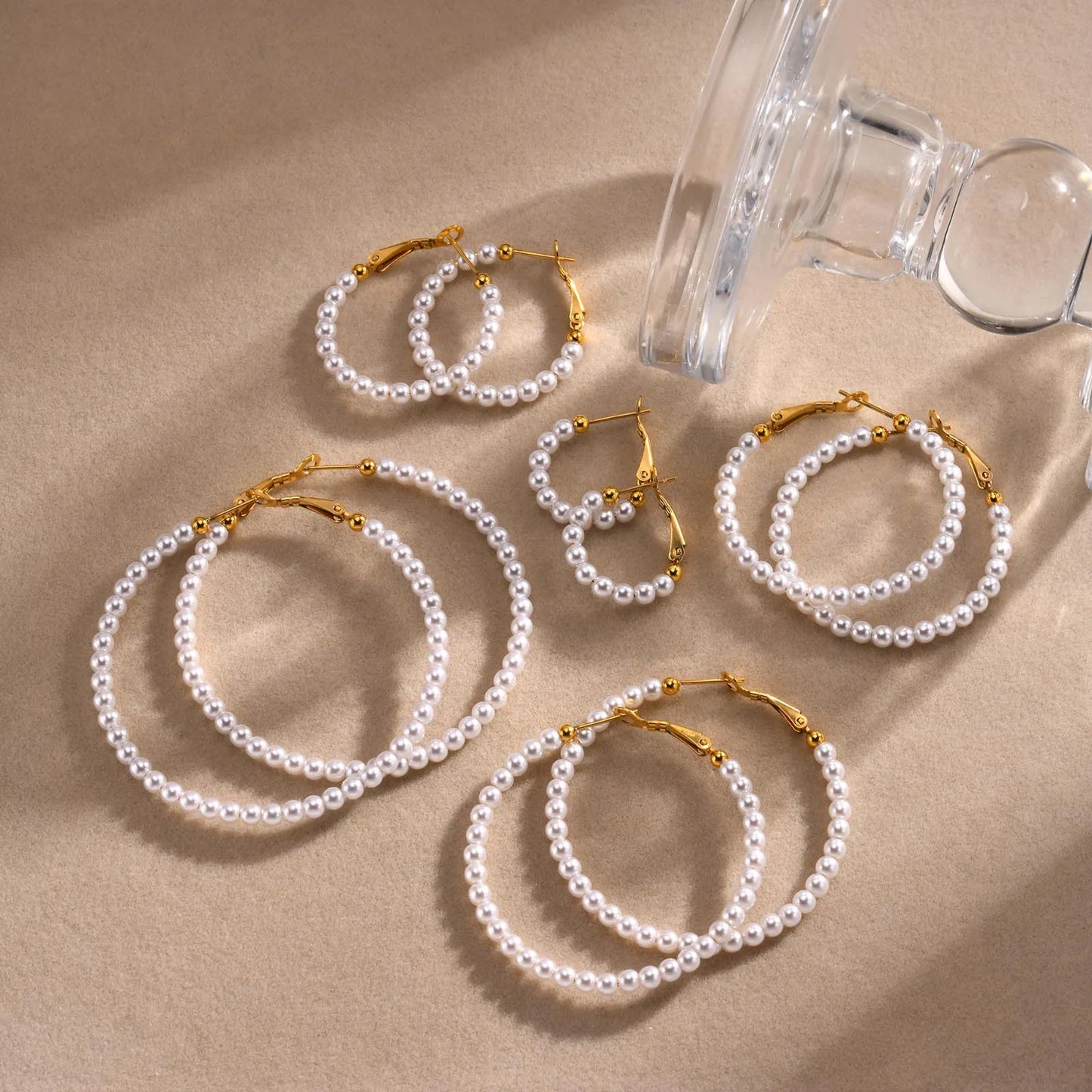 Sample Statement Large Huggie Design 18K Gold Plated Stainless Steel Imitation Pearl Hoop Earrings for Women Fashion Jewelry