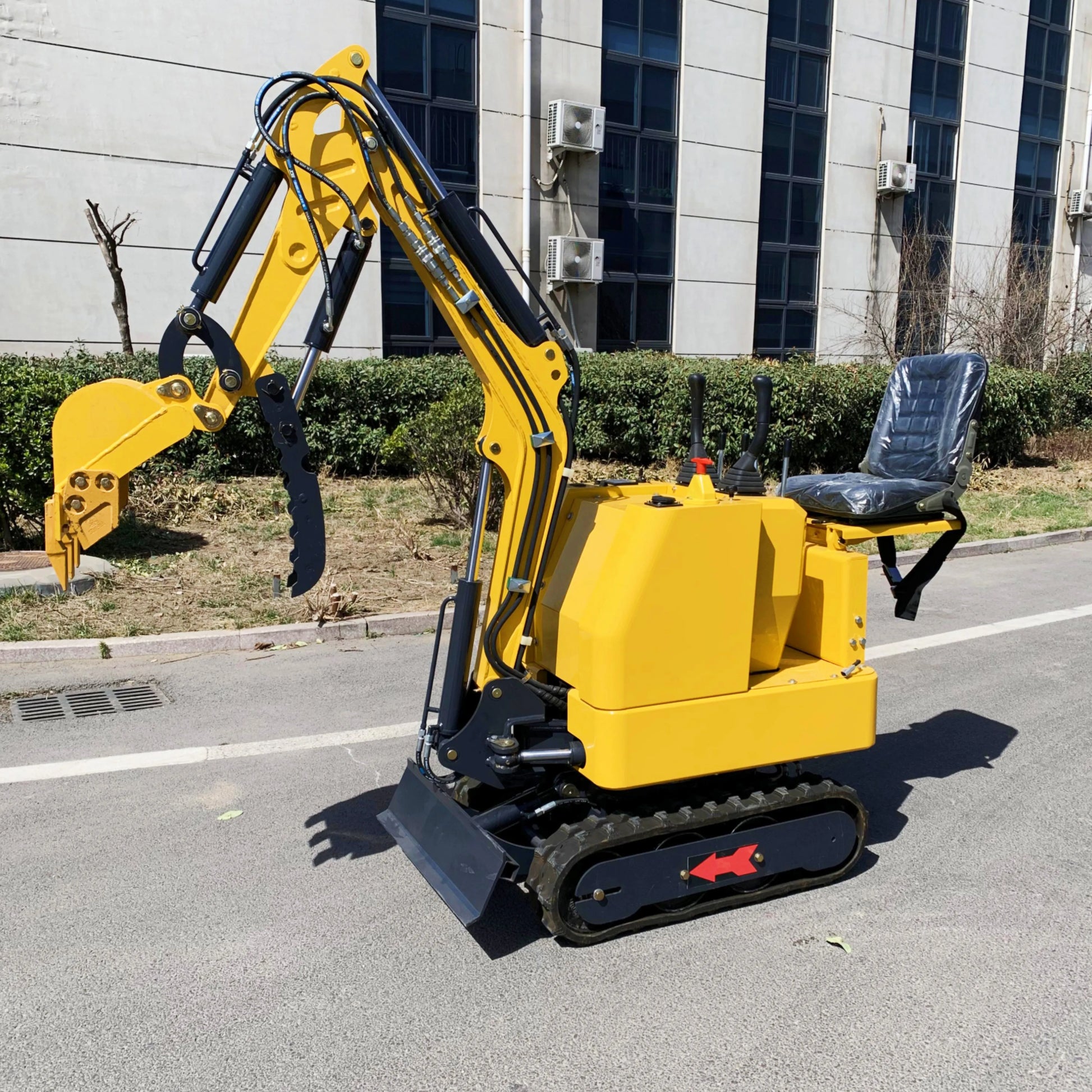China Brand New Electric Digger Sale 0.5ton 0.6ton Newly Designed Mini Crawler Electric Excavator Price