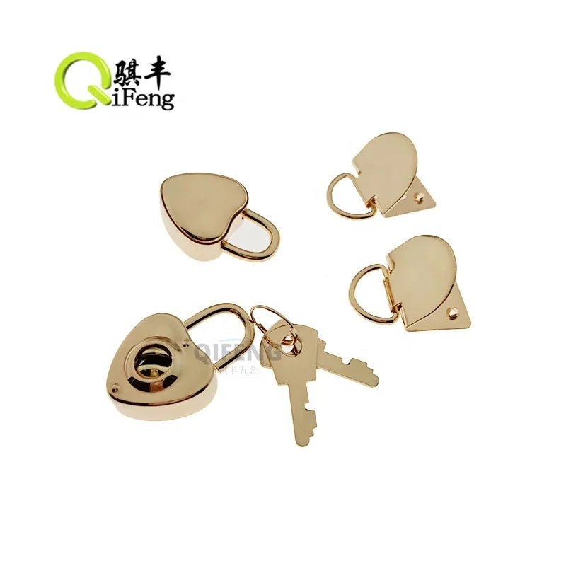 Qifeng Sells Heart-shaped Iron Lock Buckles in Bulk and Electroplated Concentric Lock Decorative Buckles