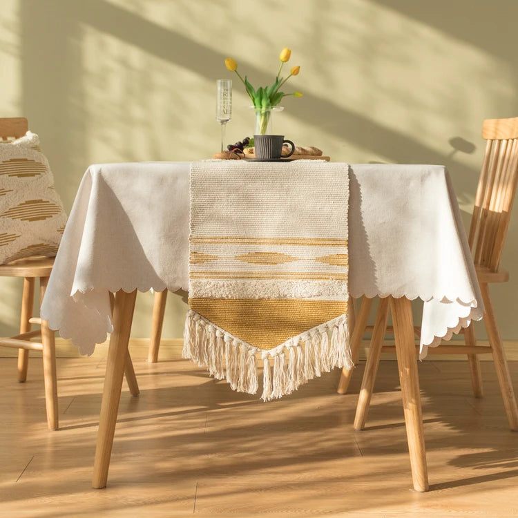 Boho Style Pastoral Kitchen and Home Decor Cotton Woven Tufted Printed Dining Table Runner With Handmade Tassel