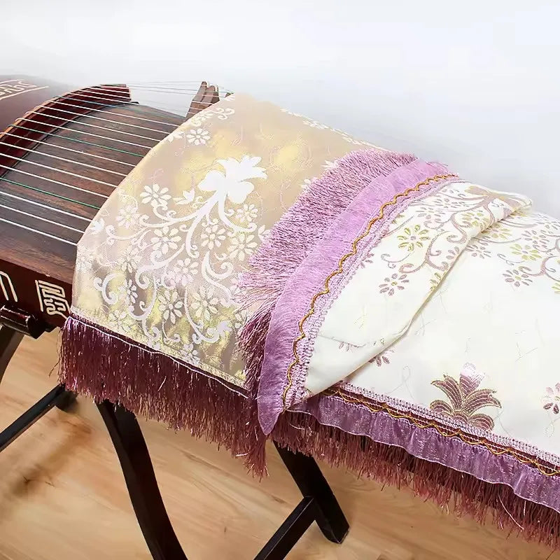 Manufacturer a Double Sided Carved Guzheng Cover with 135cm Tassel Silk and Satin Carved Dust Cover Accessory