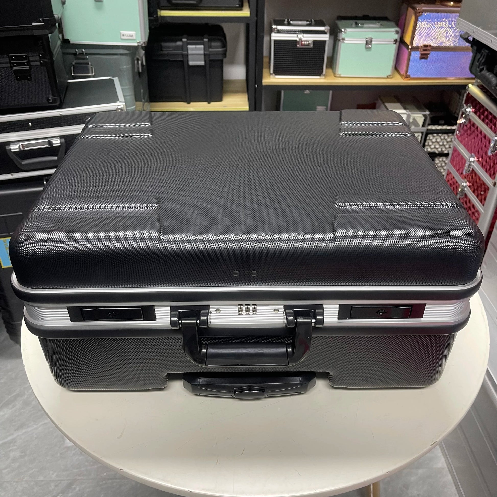 Power Tools Case Carry-On Hard Case Box with Foam GO Portable Wheeled Rolling Tool Case Box with Pocket Boards