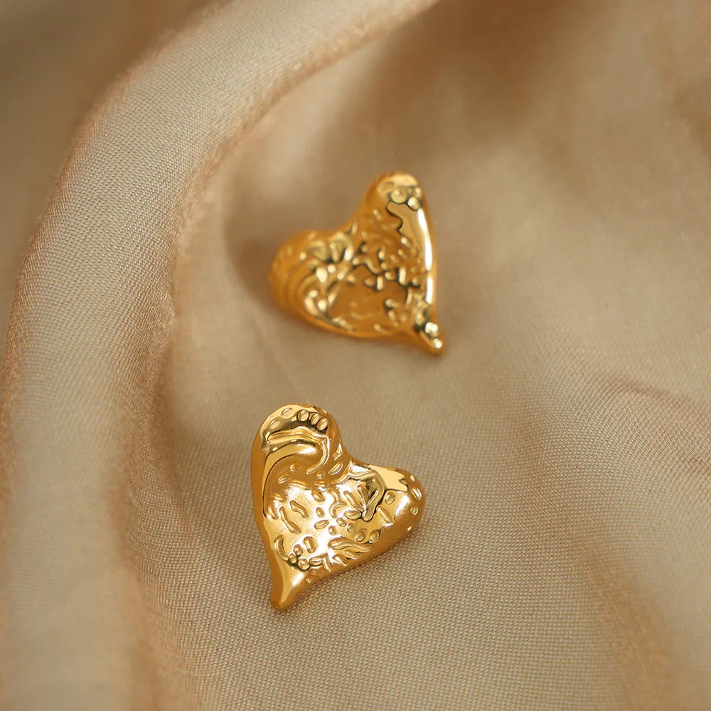 Fashion Wholesale Studs Waterproof Stainless Steel Earrings Non Tarnish 18k Gold Plated Unique Trendy Heart Earrings Women