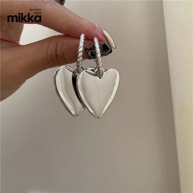 American Exaggerated Metal Peach Heart-shaped Design Temperament Earrings Silver Plated High Polished Heart Hoop Earrings