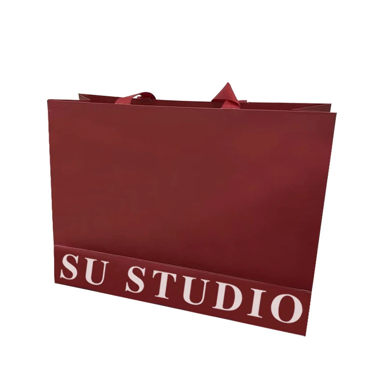 Small Quantity Luxury Paper Bags Customized Red Gold Foil Recyclable With Colorful Plain Art and Ribbon Handle