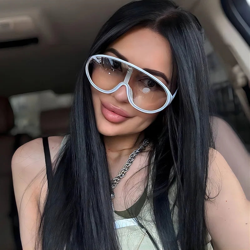 12132 One Piece Champagne Sunglasses for Women New Fashion Oversized Gradient Yellow Sun Glasses Female Elegant Shades