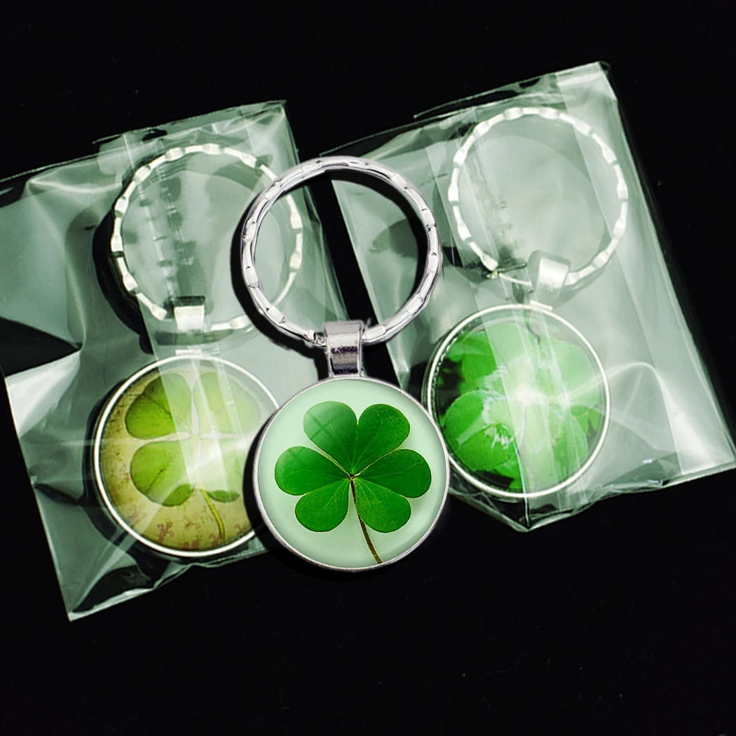 Luminous Four Leaf Glass Crystal Key Chain St. Patrick's Day Gift  Lucky Jewelry Men Women Metal Clover Keychain (Custom Logo