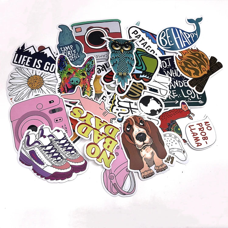 Cute Melody Kuromi Kawaii DIY Cartoon Animals Graffiti Sticker 50pcs Vinyl Laptop Luggage Skateboard Square Packaging Promoti