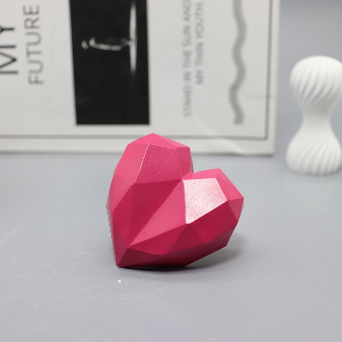 Wholesale Stocked Eco-Friendly Red Heart Shaped Gypsum Scented Stone Car Vent Air Conditioner Perfume Fragrance Air Freshener