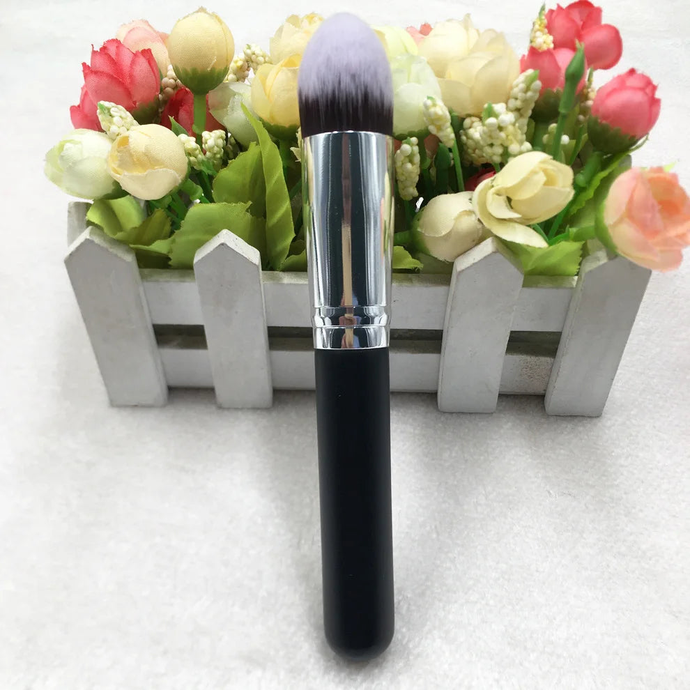 Professional Dense Tapered Foundation Brush Concealer Brush Black Handle OEM Custom Makeup Brush