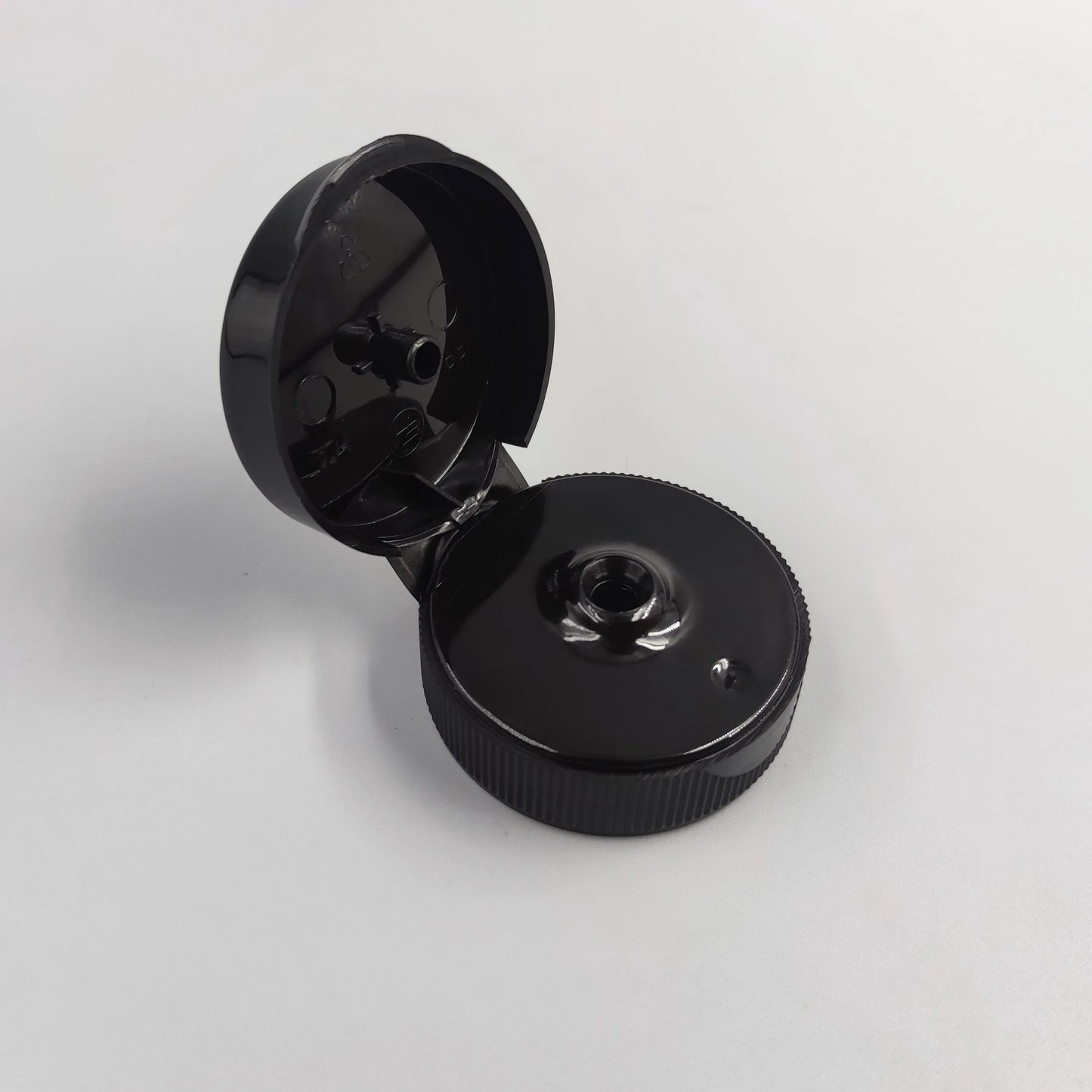 Wholesale Plastic Ribbed Black 28/400 Flip Top Caps for Bottle Seals Cap  28mm