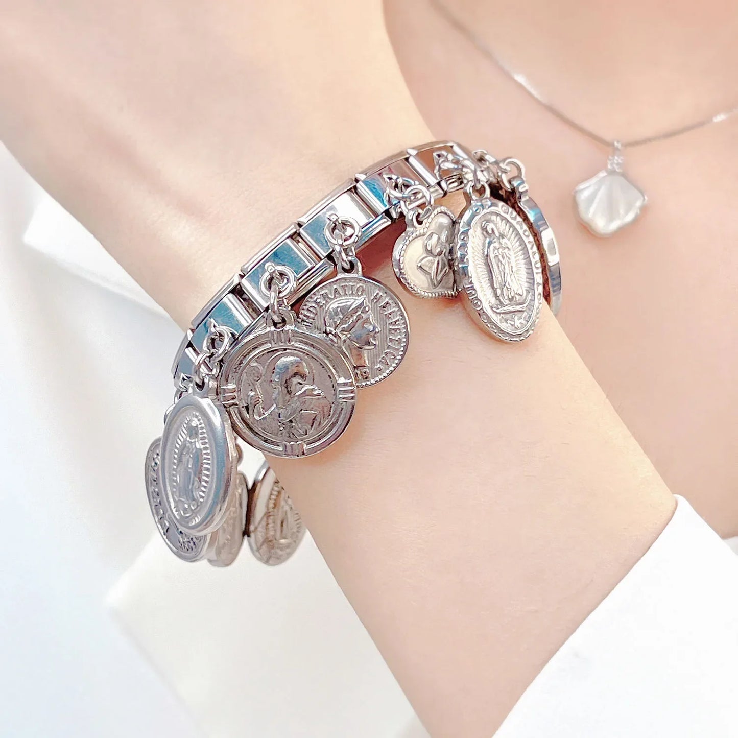 Fashion Stainless Steel Bracelet Italian Links Virgin Mary of Jesus Charm Italian Bracelet 9mm
