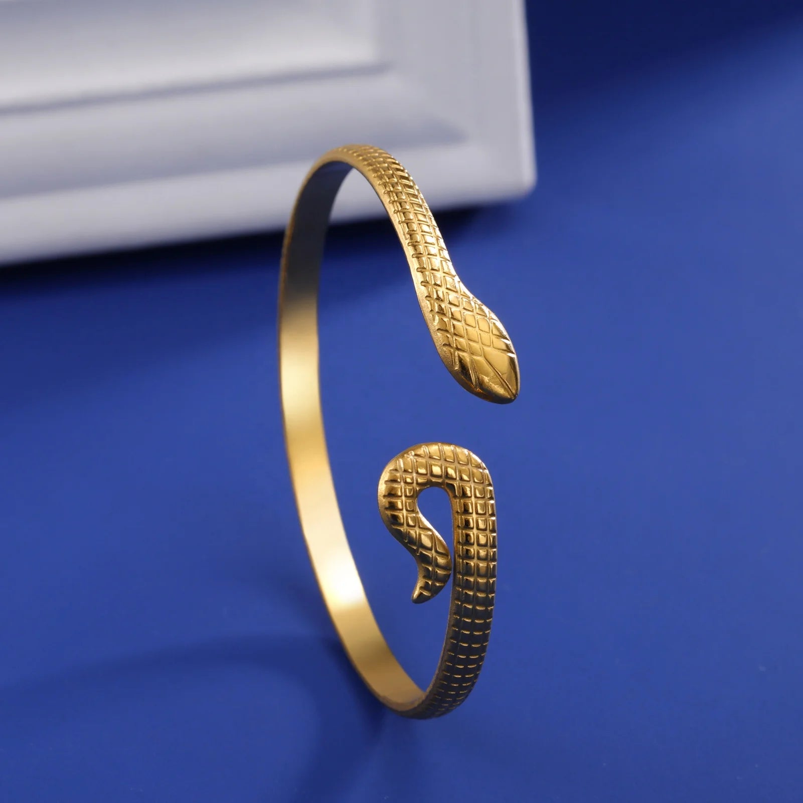 Snake Shaped Cuff Bracelet Hiphop Punk Fashion Bangle Stainless Steel Jewelry Gift