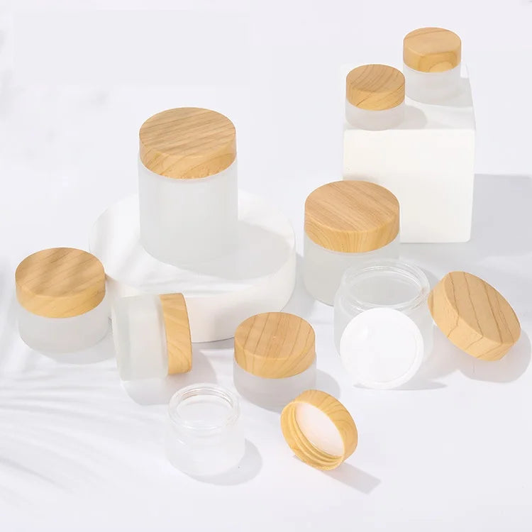 Eco-Friendly 30g Clear Frosted Glass Skincare Jar with Bamboo Cap Free Cosmetic Cream Container for Skin Care