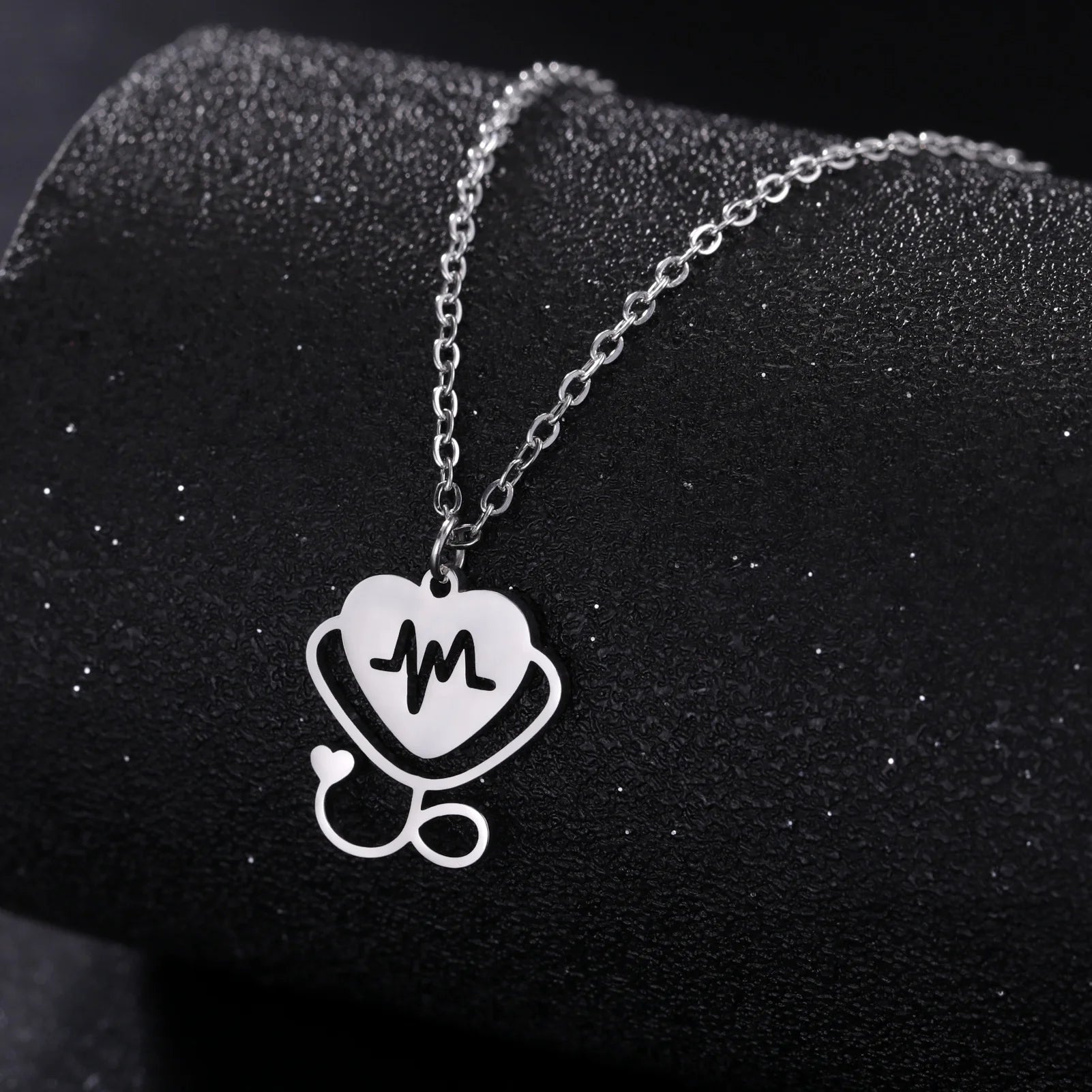 Stethoscope Heartbeat Necklace for Women Men Stainless Steel Hot Fashion Pendants Jewelry Gifts for Medical Nurse Doctor