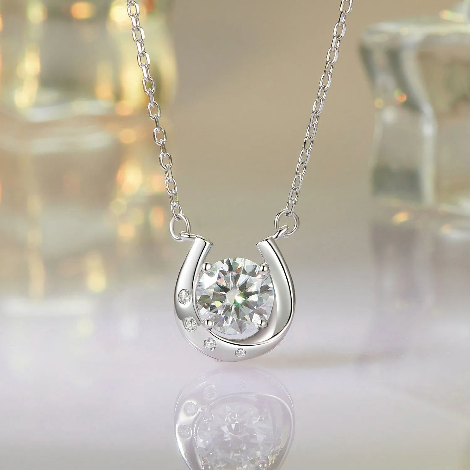 Factory Wholesale Horseshoe Moissanite Pendant Necklace Trendy Simple S925 Sterling Silver Chain Necklace for Women