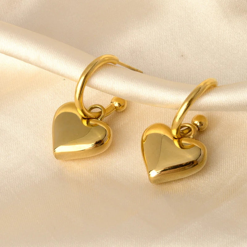 Stainless Steel Gold Plated Gentle Temperament Three Dimensional Heart Shaped Glossy Earrings Modern Fashion Luxury Earrings