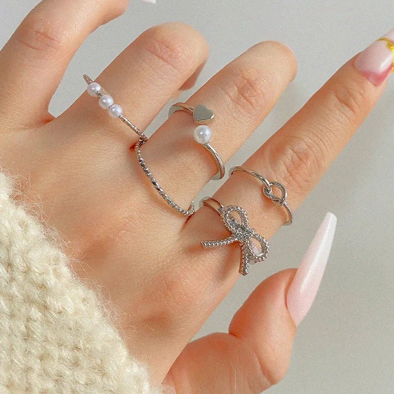 2025 New Arrival Freshwater Pearl Rings Resizable Gold Pearl Bead Bow Rings 5 Pieces Fashion Jewelry Ring Sets for Girls