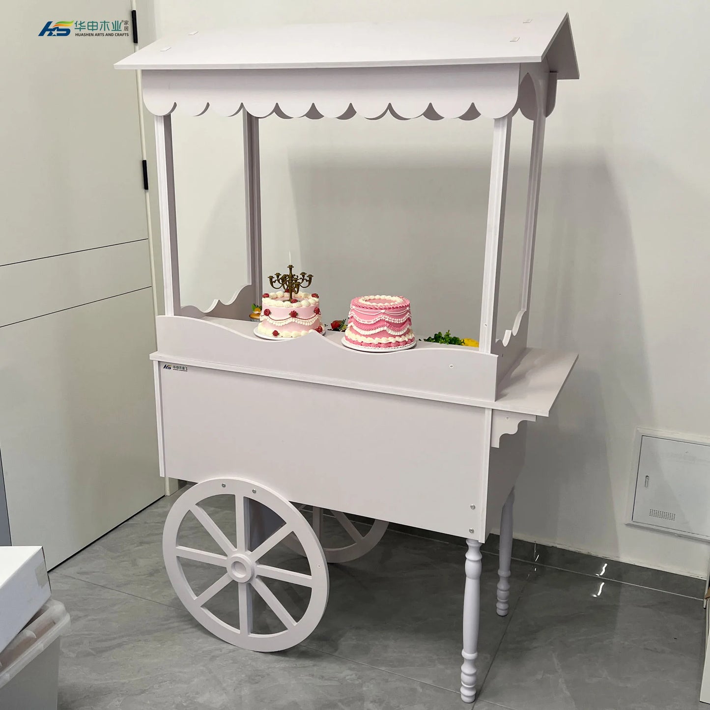 Customized Wooden Candy Cart With Wheels for Wedding Children Wood Display Racks Sweet bar Cake Party Decoration